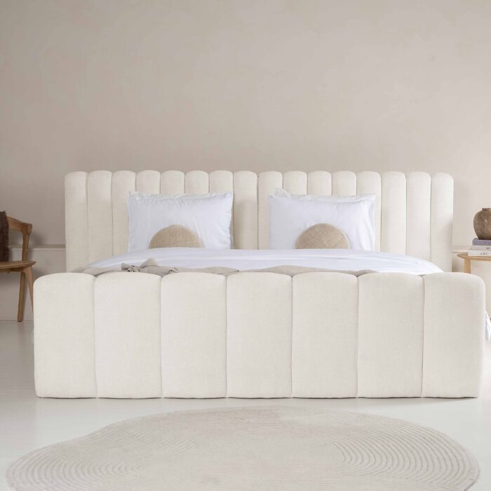 SO Adore Chique Design bed